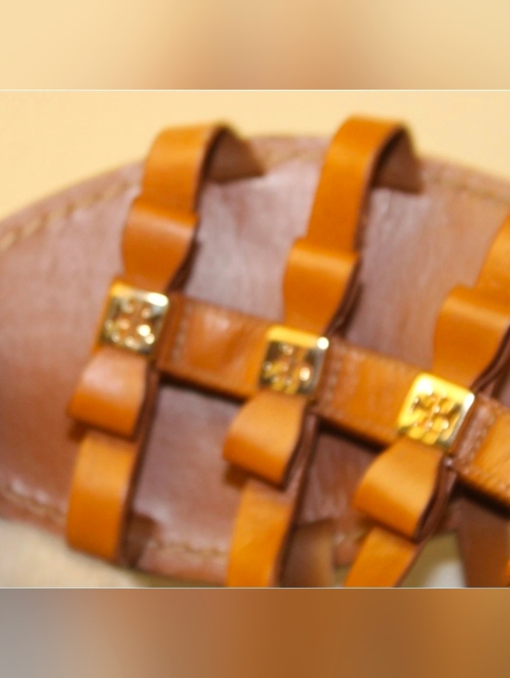 Tory Burch Kira Gladiator Sandals Womens Size 7 M Leather Buckle Strappy Shoes - Picture 12 of 13